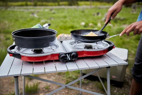 Coleman Fold N Go 2-Burner Propane Camping Stove, Portable Folding Camp Stove with Push-Button Instant Ignition, 2 Adjustable Burners with Pressure Control and 20,000 BTUs of Power - Image 3