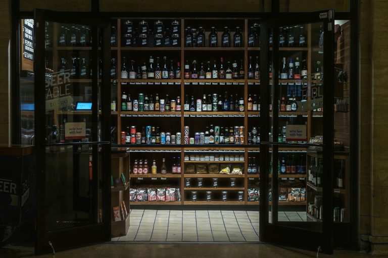 The Ever-Evolving World of Ecommerce: A Comprehensive Guide